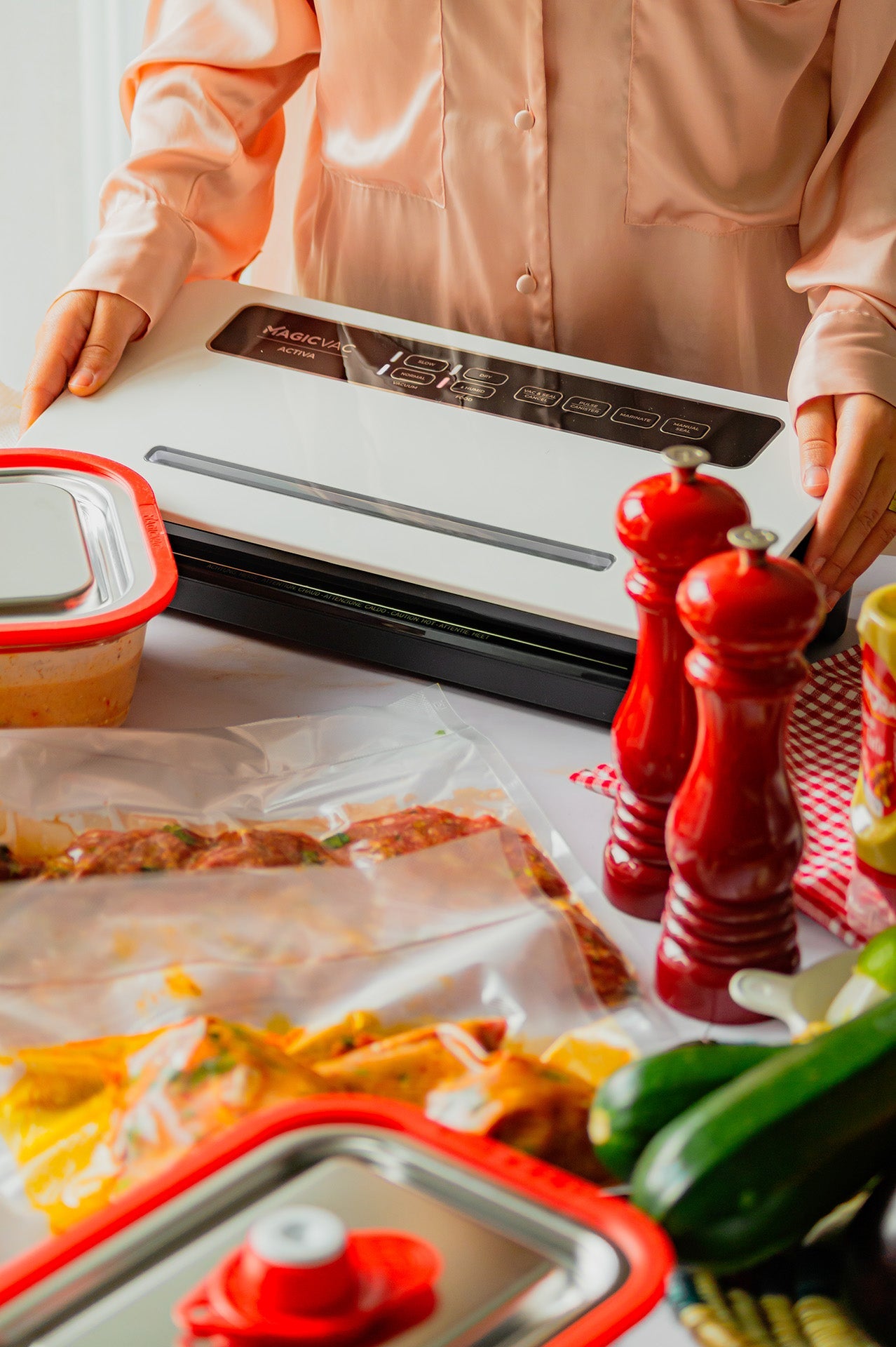 Nouveau V1 avec Cutter - Machine à emballer sous-vide automatique V1